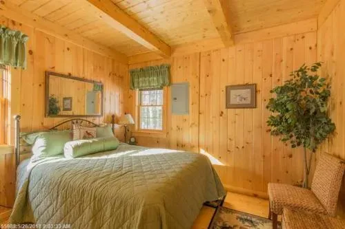 maine-cabin-for-sale-in-a-2